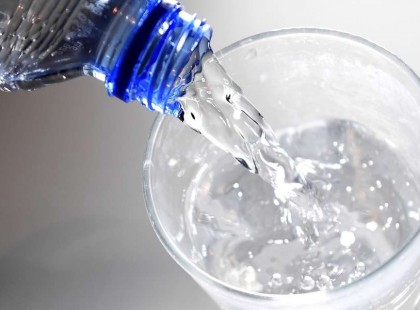 Vigyázat! Veszélyes baktérium miatt vont ki a forgalomból egy ásványvizet a Nébih!! Tüdőgyulladást, szem- vagy húgyúti fertőzést is okozhat