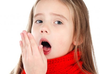 Brutális: Kecskeméten direkt köhögték le az embereket a gyerekek