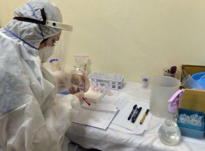 EZEN A MÓDON kaphatod el NAGYON NAGY eséllyel a koronavírust! SOKAN NEM IS SEJTIK! >>