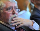 Kásler Miklós azt kérdezi ,van -e olyan orvos aki dolgozna Romániában........ Levelet küldött a miniszter a kórházigazgatóknak.
