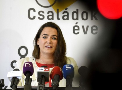 ITT AZ EMMI közleménye a meghosszabbított TANÉVRŐL és a TAVASZI szünet dátumáról! >>>