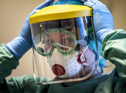 A legfrissebb tudományos számítások szerint ekkor csenghet le a járvány.