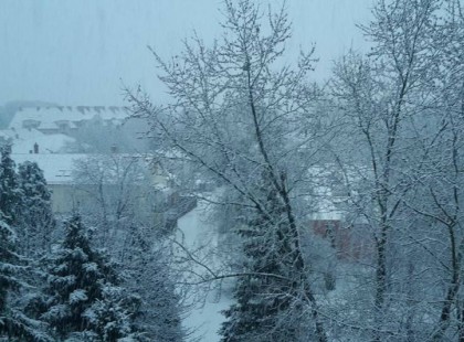 Havazás!A hétvégi 30 fok meleg után pillanatok alatt érkezik a brutális északi hidegfront, még hó is lehet néhány helyen