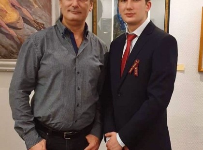 Mély fájdalommal szeretném tudatni, hogy Laci meghalt. A koronavírus okozta a halálát