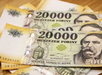 MÁR HIVATALOS – ÉS Hatályba is lépett a törvény! MEGÁLLAPODTAK A MUNKAADÓK ÉS A KORMÁNY! Egyedülállóknak akár 1,2 millió forint, családosoknak, akár 2,4 millió forint VISSZA NEM TÉRÍTENDŐ TÁMOGATÁS!