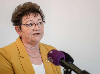 Egyre többen térnek vissza a munkhelyükre! EZEK A MUNKÁBA JÁRÁS ÚJ SZABÁLYAI ->> MINDENKINEK BETARTANDÓ! Müller Cecília ismertette az új szabályokat! >>>