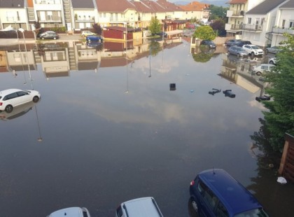Tragédia - Megölt a vihar egy nőt Tótvázsonyban, elsodorta a villámárvíz