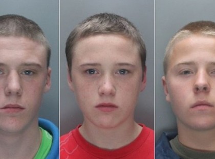 Fogadásból vertek halálra egy hajléktalan férfit ezek a fiatal kisgyerekek