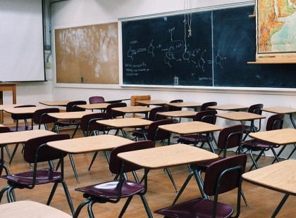 Itt jelent meg újra a vírus: kijárás csak boltba ,már zárják vissza az iskolákat!