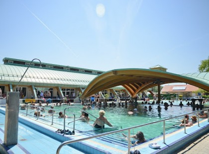 4 lélegzetelállító fürdő vidéken, amit csak a helyiek ismernek!Imádni fogod! A harmadikat mindenképpen ki kell próbálnod!!! Négy titkos vidéki fürdő, amit csak a helyiek ismernek! ELDUGOTT, ezért jó választás koronavírus idején!