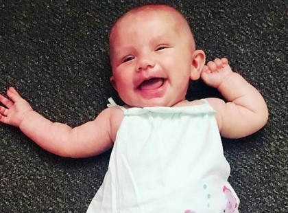 Hat hétig rejtegette az édesanya újszülött csecsemőjét a külseje miatt! – Sokkoló volt a látvány, Itt vannak a fotók .