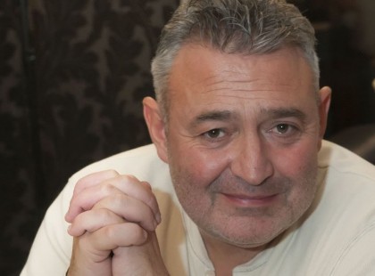 Rendőrök voltak Gesztesi Károly sírjánál. Kiderült, miért