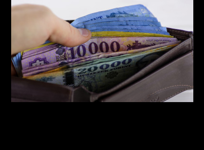 ITT AZ MTI KÖZLEMÉNY ->> ENNYI plusz pénzt kapnak a magyar nyugdíjasok, AJÁNDÉKBA, a koronavírus miatt >>>