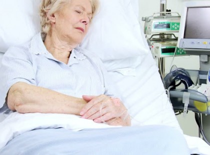 Lakást autót vettem a gyerekemnek, idős koromra pedig hagy engem egyedül meghalni..Íme a történetem