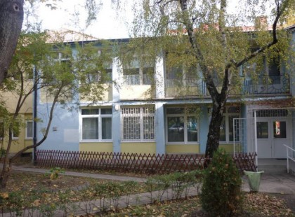 Tegnap elvittem az unokámat az óvodába és ez a párbeszéd hallatszott ki két óvónő között , bár azt hitték nem hallom...Kérlek olvassátok el minnél többen! Szeretném, hogy eljusson mindenkihez, hogy mi folyik abban az óvodában!