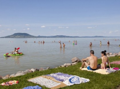 Itt vagyunk a Balatonnál, és olyan dolognak voltam szemtanúja, ami miatt azóta is törölgetem a szemeim