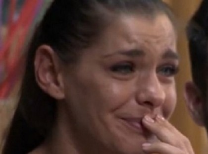 Dér Heni vallomása: „Dér Heni könnyek között vallott arról, hogy nemrég elvetélt”