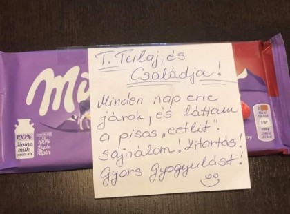 Házi karanténban vagyunk.. ma ezt a kis csomagot tette valaki a kapunkra!