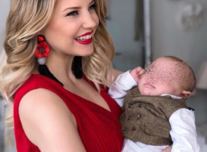 SZABÓ ZSÓFI MEGMUTATTA FÉLVÉR KISBABÁJÁT. AZONNAL TÁMADNI KEZDTÉK SZEGÉNY CSÖPPSÉGET..! EZ SZÖRNYŰ, A SZÍVÜNK MEGSZAKAD! HOGY LEHET ILYET MONDANI EGY KISBABÁRA? PEDIG NÉZZÉTEK MILYEN ÉDES: