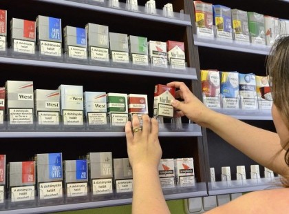 Nyomkövető lesz minden dobozos cigin, és csomagolásán