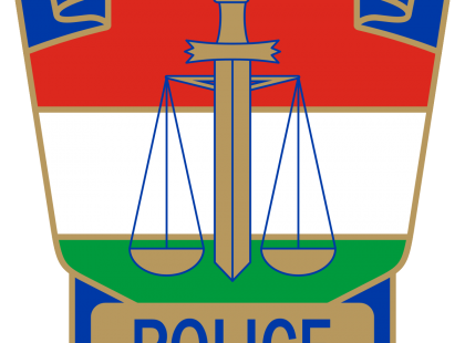 „Egy emberként imádkozunk érted” – Elütött a tehervonat Baranyában egy rendőrnőt, aki illegális migránsok nyomában volt! Küldjünk neki sok szívecskét ,hogy minél hamarabb felgyógyuljon!