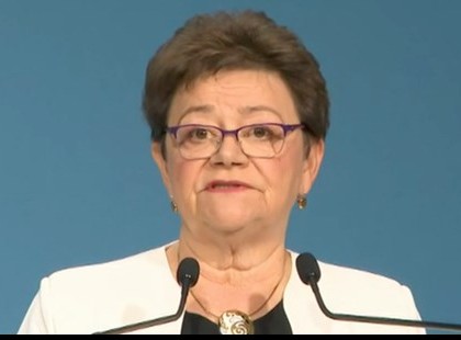 Müller Cecília vasárnapi jótanácsa: ne hordjunk védőkesztyűt villamoson!