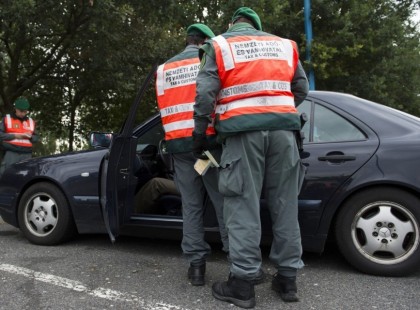 Emberek figyelem:Mostantól igazoltatásnál ezért lefoglalja a Nav a magánszemélyek gépkocsiját!