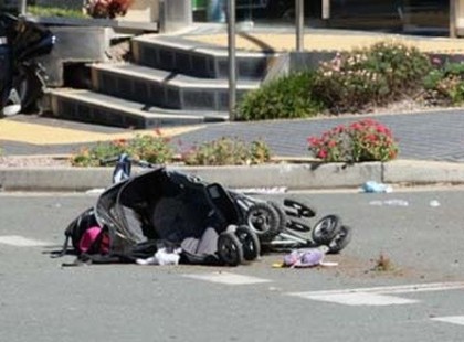 Egy szemtanú elmondta a járdára felhajtó sofőr miért ütötte el a babakocsit toló apukát