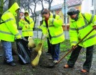 Közmunkások figyelem! Ennek nem fogtok örülni! OLYAN DÖNTÉST hozott a kormány a KÖZMUNKÁRÓL, hogy még most is pislogunk…
