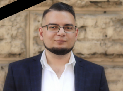 Mély fájdalommal, és megtört szívvel tudatjuk, hogy Balogh István koronavírus-fertőzés következtében életét vesztette. A 28 éves politikus a koronavírus egyik legfiatalabb magyar áldozata.