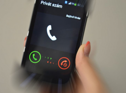 A névtelen telefonszám kiderítése ma már nem nagy ügy: mutatjuk, hogyan működik a névtelen telefonszám kiderítése, hogy tudd meg, kihez tartozik az ismeretlen telefonszám!