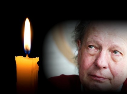 Mély fájdalommal, és megtört szívvel tudatjuk, hogy Balázs Fecó tragikus körülmények között csütörtökön belehalt a koronavírusba