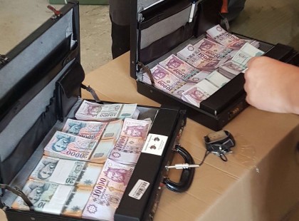 Betettem egy millió forintot a bankba, had fialjon.. Nem fogod kitalálni, hogy 5 év után mennyit vettem ki!