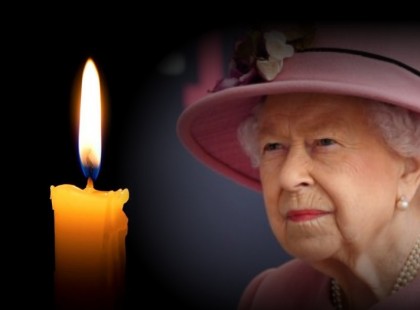 Gyászol Erzsébet királynő: nagyon megviselte a szörnyű tragédia!