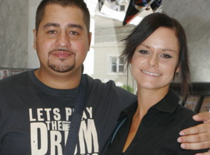 Jajj nee…Emlékszik még a bűbájos, kedves gyönyörű, babaarcú Bartók Eszterre a Megasztárból? Ő volt Caramel nagyon nagy szerelme! NEM HISZED EL , hogy néz ki most :