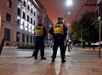 ITT A hatalmas pofon a magyaroknak! VÁLTOZIK A KIJÁRÁSI TILALOM! Mutatjuk Téged, hogy fog érinteni :