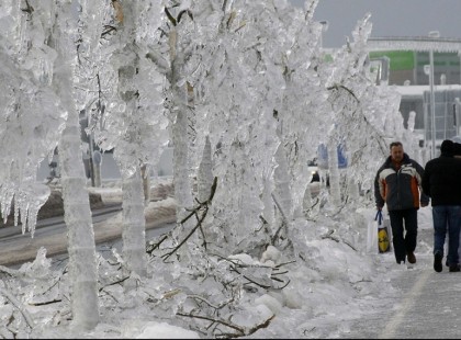 ÉLETVESZÉLY! Órákon belül JÖN AZ ÓNOS ESŐ!!!! ITT a lista : EZEKBEN A megyékben pár óra múlva ÉLETVESZÉLYES lesz közlekedni :