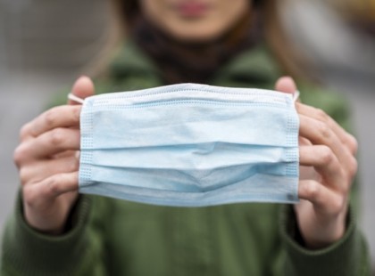 Hoppá! FEBRUÁR 8-TÓL ENYHÍTENEK A KÖTELEZŐ MASZKVISELÉS SZABÁLYAIN? ERRE SZÁMÍTS :