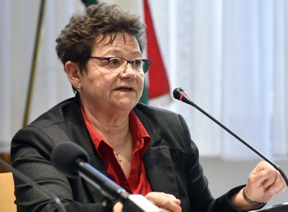 VÉGRE!!! ITT AZ ENYHÍTÉS!! Nem vártuk ilyen korán! HIVATALOSAN IS BEJELENTETTÉK —>> EZ AZ enyhítés lép ÉLETBE Magyarországon :