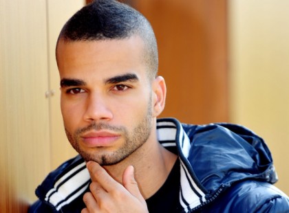 Szó szerint felrobbant a net Kállay-Saunders András szenzációs dalától! Kállay-Saunders András szívbemarkoló dala nyerte A Dal 2021 válogatóját