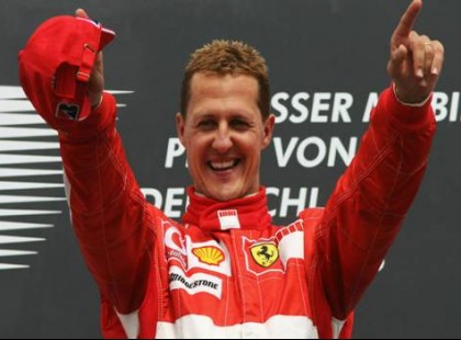 VÉGRE! Megtörtént a csoda!! RIADÓZTATTÁK az újságírók hadát! Michael Schumacher felesége nyilatkozott a világbajnok pilótáról! Fantasztikus hírt közölt a sajtóval!!