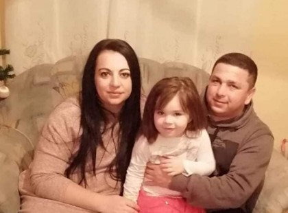 Mély fájdalommal tudatjuk, hogy Zsolti 37 évesen átadta a lelkét a teremtőnek..Egy 4 hónapos baba és 5 éves kislány maradt félárván..