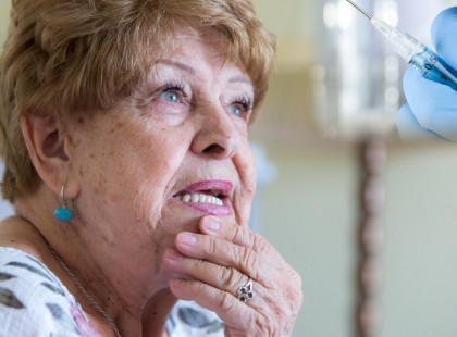 Elmondta az igazat Pásztor Erzsi ! Így érzi magát a védőoltás után , ilyen mellékhatásokat tapasztalt!