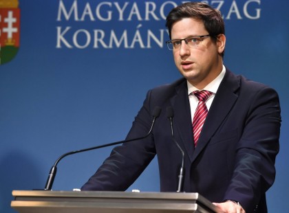 Gulyás Gergely bejelentette : ÍGY tervezd a húsvéti ünnepeket és a Pünkösdöt! >>>