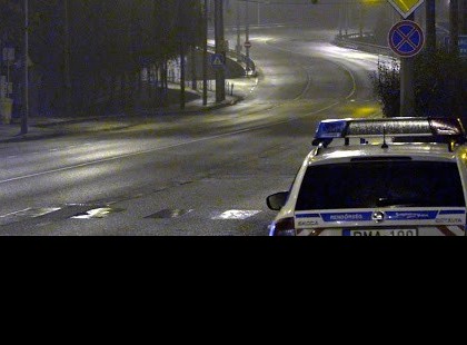 Hoppácska!!! Most akkor mi is van a magyar kijárási tilalommal ??