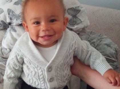 A folyóba dobta 11 hónapos kisbabáját a 23 éves férfi..Hiába küzdöttek a pici életéért, már nem lehetett megmenteni