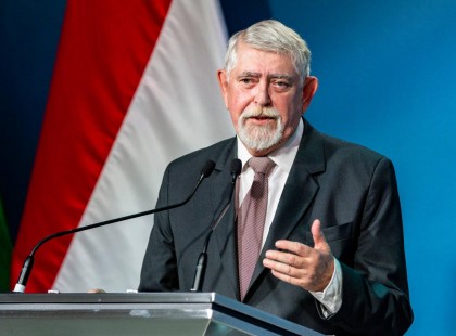 Kásler Miklós szerint jönnek még szigorítások, üzleteket iskolák zárhatnak be ,vagy előre hozott tavaszi szünet jön a magyar iskolákban? PÁR PERCE A KÖVETKEZŐKET JELENTETTE BE A MAGYAR MINISZTER >>>>>