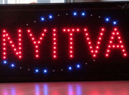 Korlátozások: itt a lista, ezek a boltok mégis nyitva maradhatnak a kötelező bezárás ellenére?