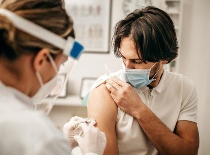 Fény derült az igazságra! Hoppá!!! Kiszivárgott? NEKIK NEM fog járni a koronavírus elleni oltás?