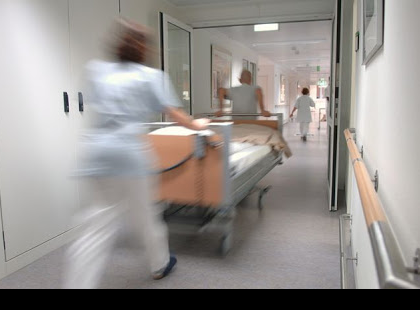 Több várandós nő is lélegeztetőgépre került a Semmelweis Egyetem klinikáján